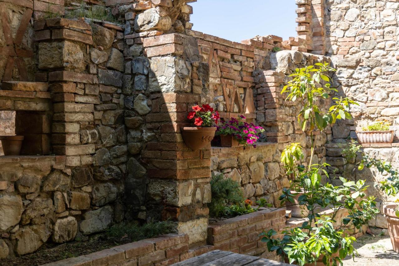 Badia Ardenga Montalcino